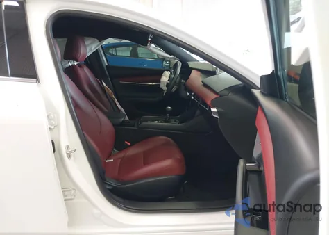 2023 Mazda Mazda3 2.5 S Premium z USA, uszkodzony, nr VIN JM1BPAMM4P1618627